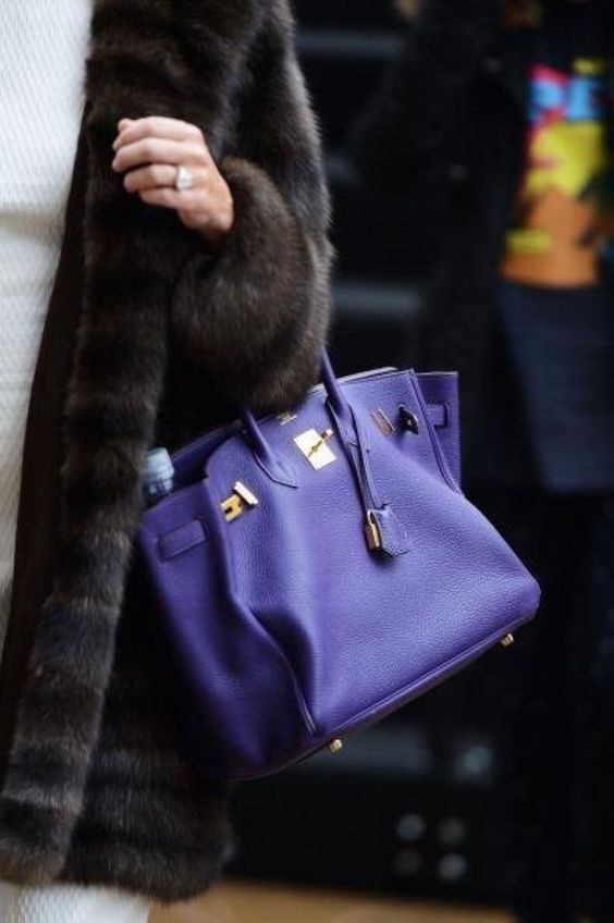 Jane Birkin | Κυκλοφορεί η βιογραφία της γυναίκας που ενέπνευσε την πιο περιζήτητη τσάντα στον κόσμο - εικόνα 1