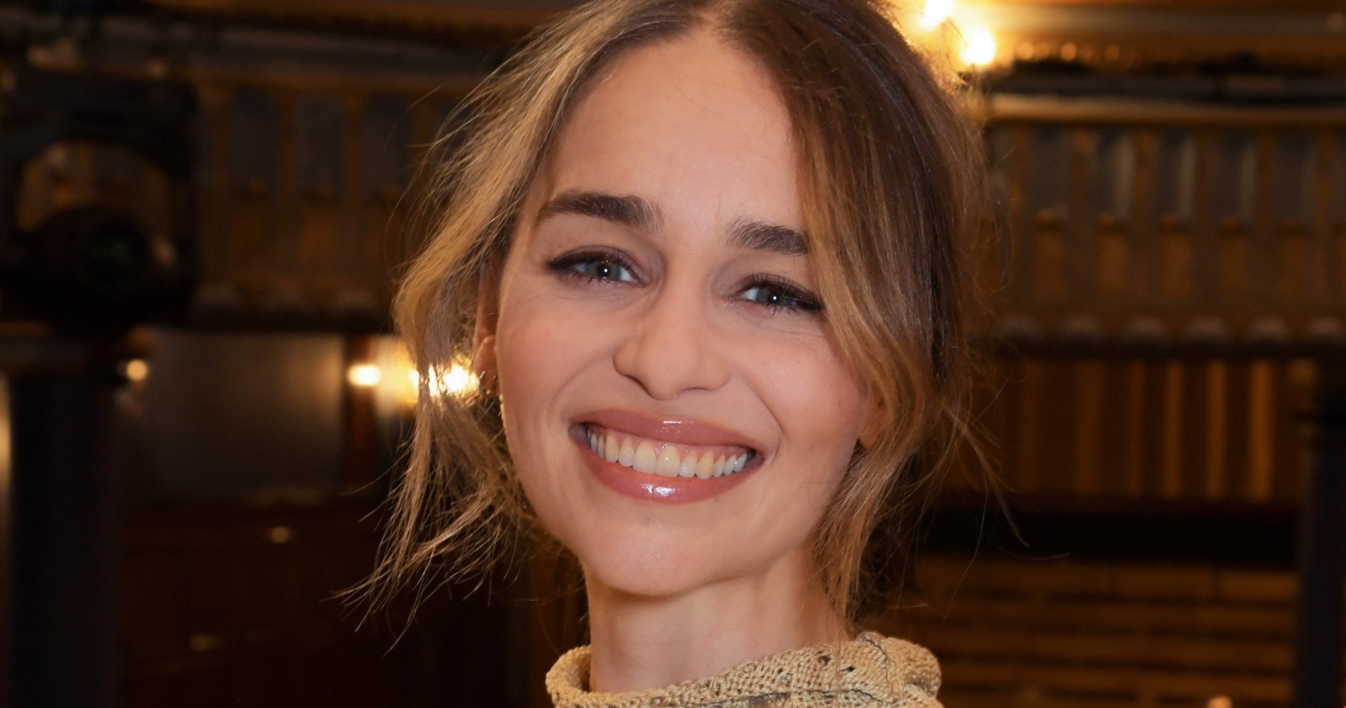 Γήινο μακιγιάζ | Το μυστικό για να δείχνει πολυτελές και λαμπερό