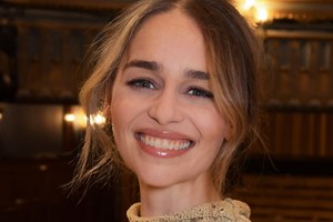 Pinpoint Concealing | Η γαλλική τεχνική για να καλύψεις τα σπυράκια χωρίς να φορέσεις make-up - εικόνα 1