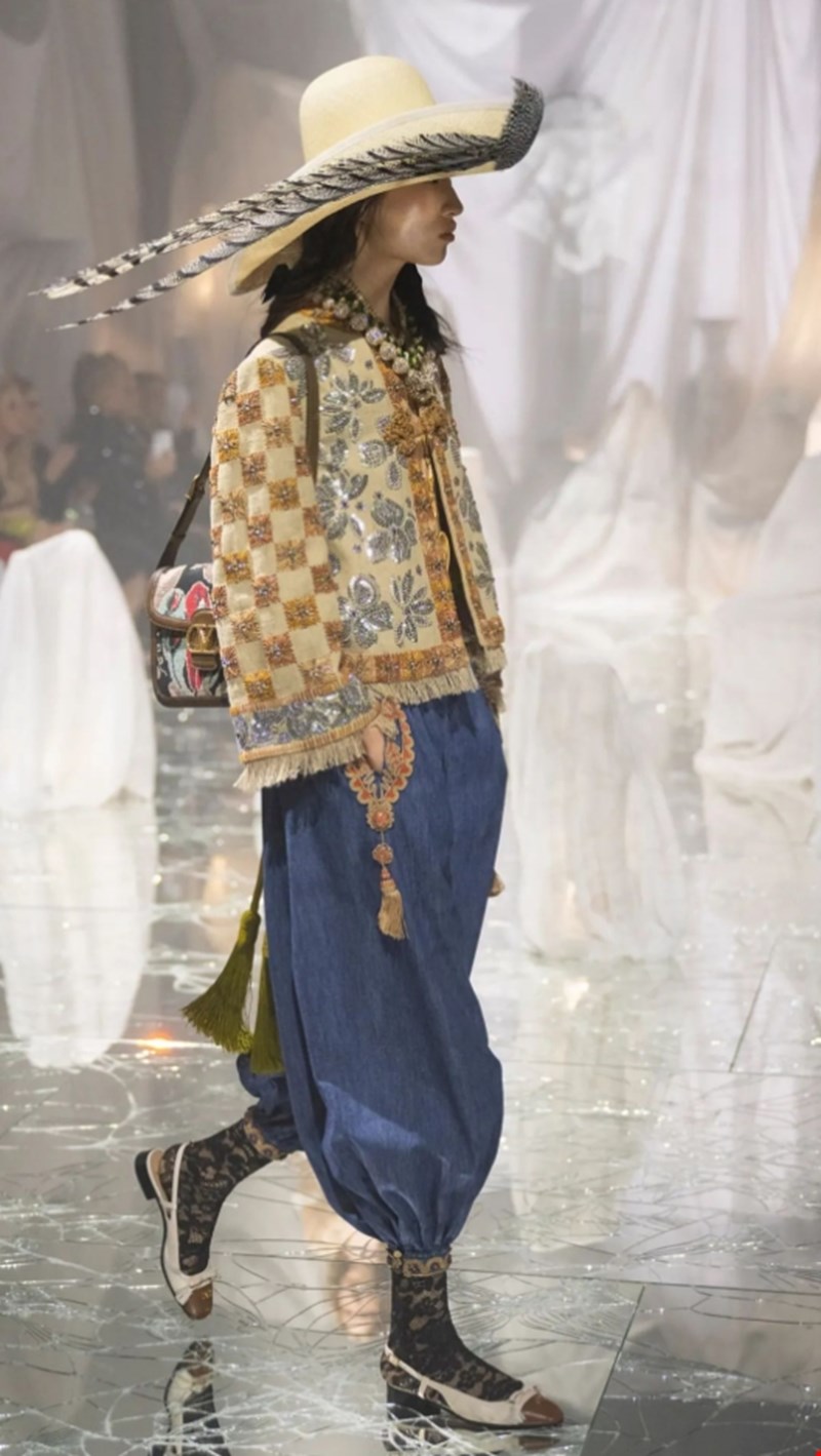 @maisonvalentino