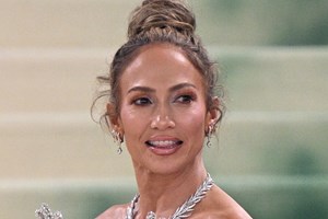 Bridgerton | Τα δύο κεντρικά πρόσωπα της 4ης σεζόν ανακοίνωσαν την έναρξη των γυρισμάτων - εικόνα 1