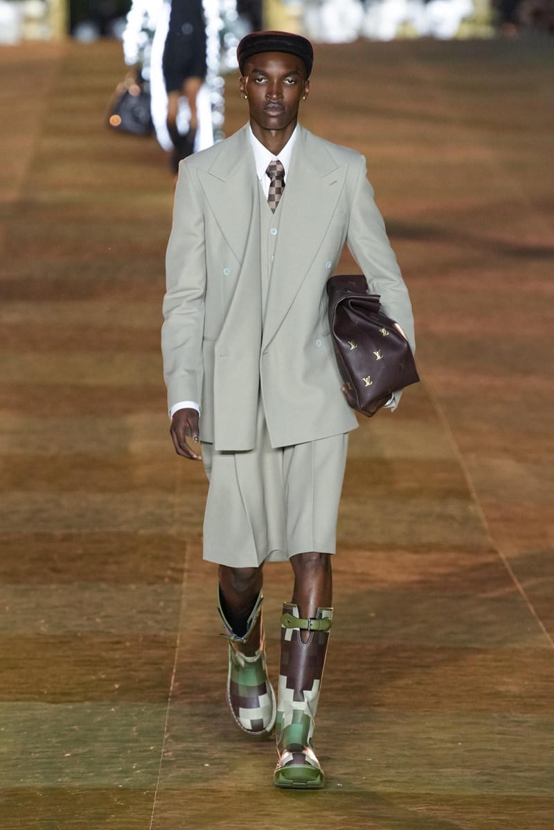 Vuitton m S24