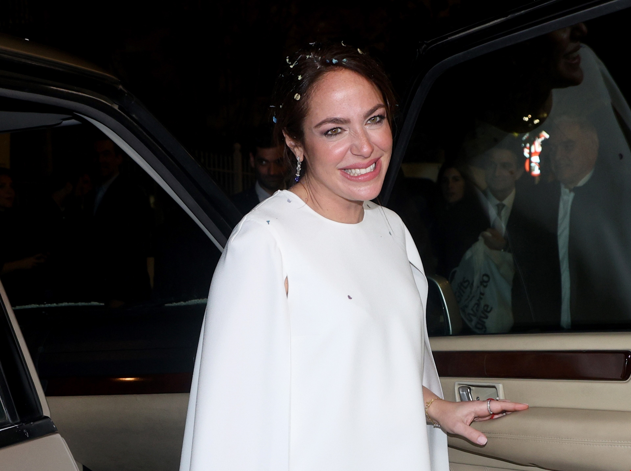 Η Δόμνα Μιχαηλίδου σε προχωρημένη εγκυμοσύνη στην παρέλαση στον Πειραιά - εικόνα 1