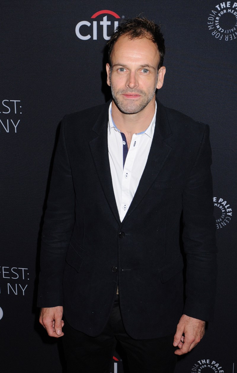 Jonny Lee Miller