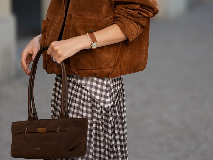 Cinammon nails | Το πιο ζεστό trend του φθινοπώρου δεν είναι το κλασσικό καφέ