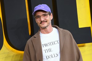 The icons are back | 6 εμβληματικά fashion items από τα 00’s κάνουν ηχηρή επιστροφή - εικόνα 1