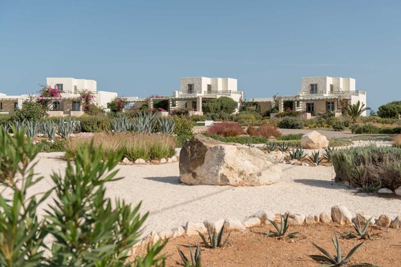 Stagones Paros