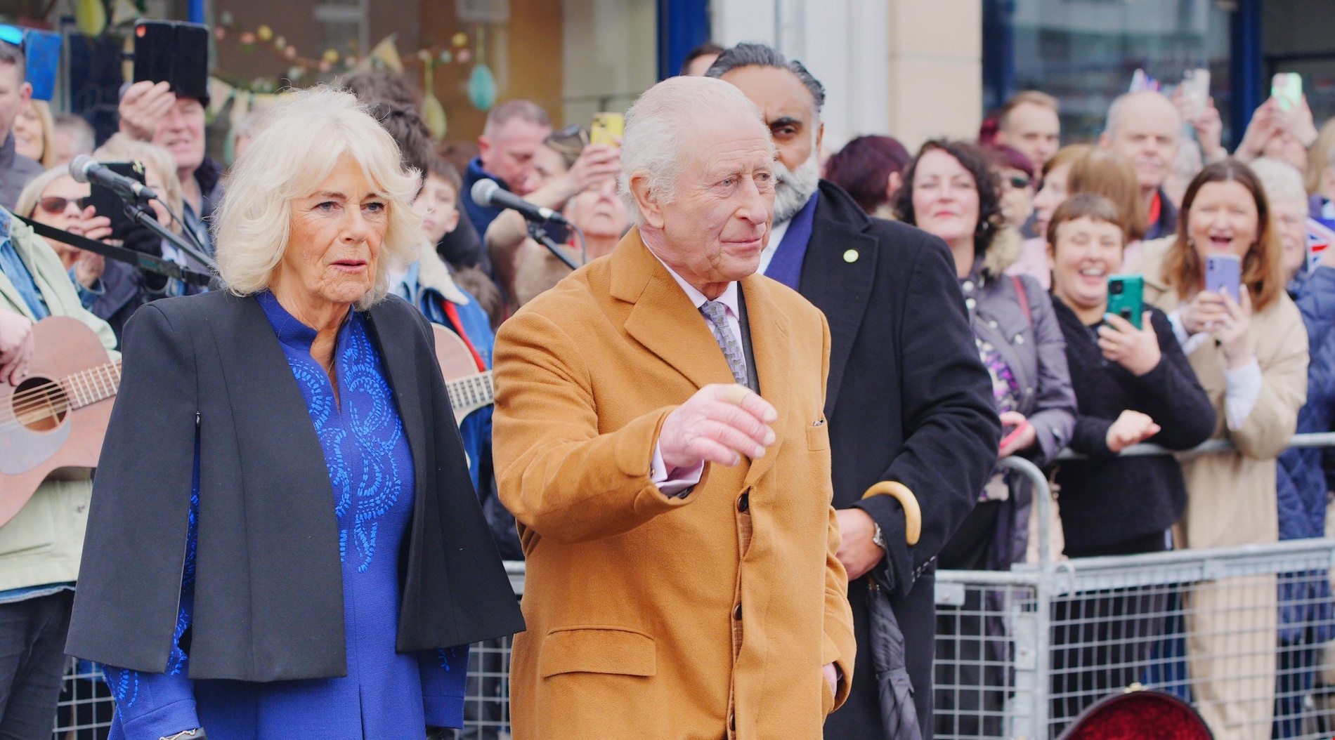 Στο νοσοκομείο ο βασιλιάς Κάρολος εν μέσω της μάχης που δίνει ενάντια στον καρκίνο - εικόνα 1