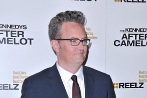 Γιατί το καστ των Friends δεν έχει ακόμη αντιδράσει στον θάνατο του Matthew Perry; - εικόνα 2