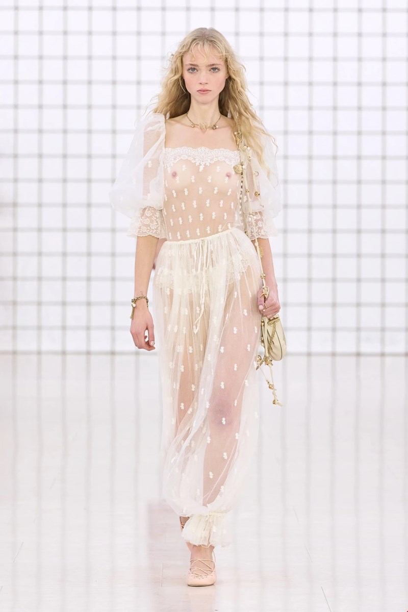 Chloé