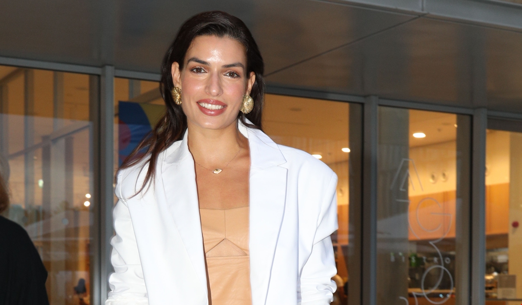 Τόνια Σωτηροπούλου | Στα σοκάκια της Βενετίας με polka dot φόρεμα - εικόνα 3