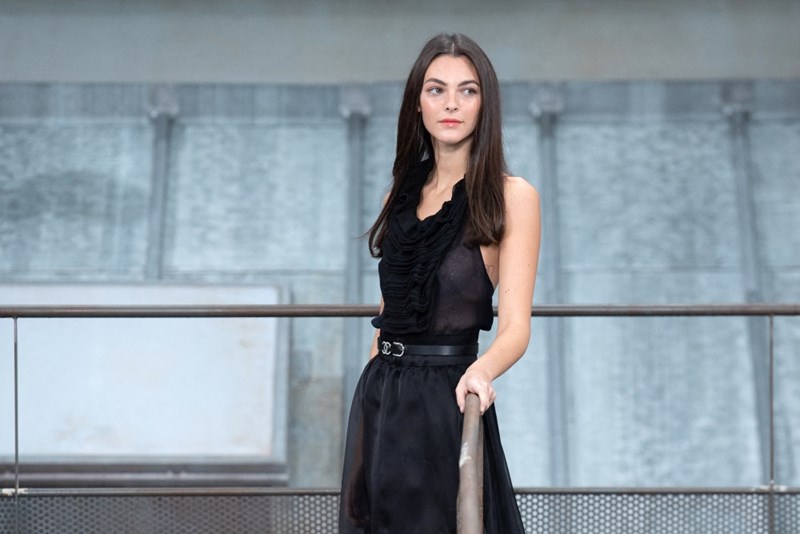 Chanel SS2020: Τα beauty looks αποτέλεσαν μία ωδή στην γαλλική φινέτσα