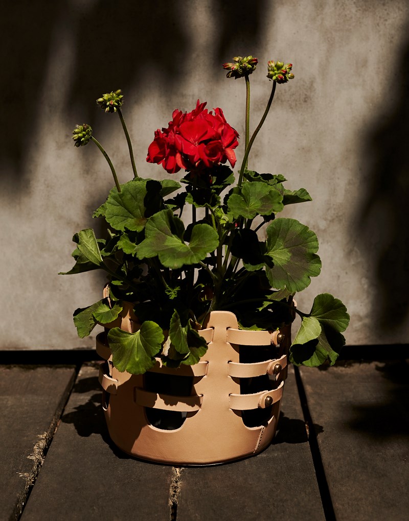 AGS HOME Sandal Basket