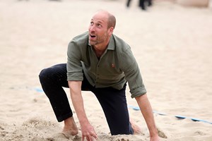 Πρίγκιπας William | Δεν είναι πια ο πιο σέξι άντρας χωρίς μαλλιά στον πλανήτη - εικόνα 2