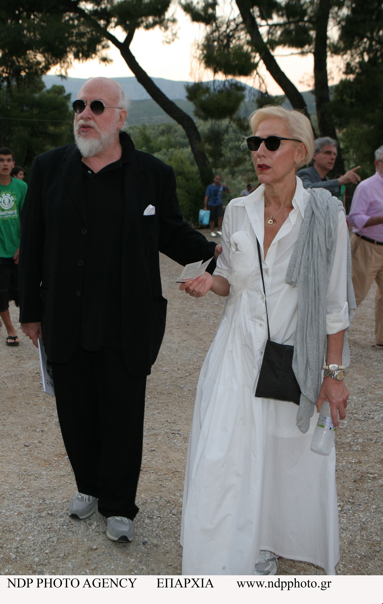 Ο Διονύσης και η Άσπα Σαββοπούλου στην Επίδαυρο (2011)