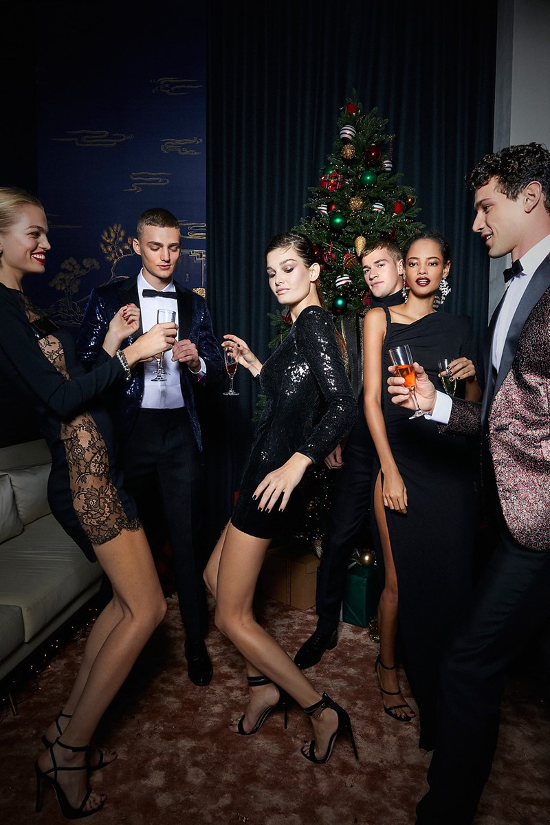 dsquared xmas carol