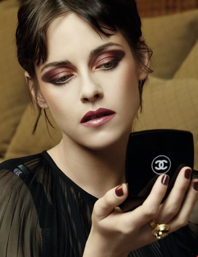 Η Kristen Stewart φοράει το πιο γοητευτικό make-up look της σεζόν