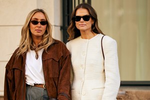 Οι non-boring τρόποι για να φορέσεις το λευκό t-shirt φέτος την άνοιξη - εικόνα 1