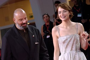 Emma Stone | Και επίσημα η πιο όμορφη γυναίκα στον κόσμο σύμφωνα με την επιστήμη - εικόνα 2