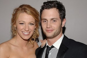 Penn Badgley | Επίσημη εμφάνιση με την εγκυμονούσα σύζυγό του - εικόνα 3