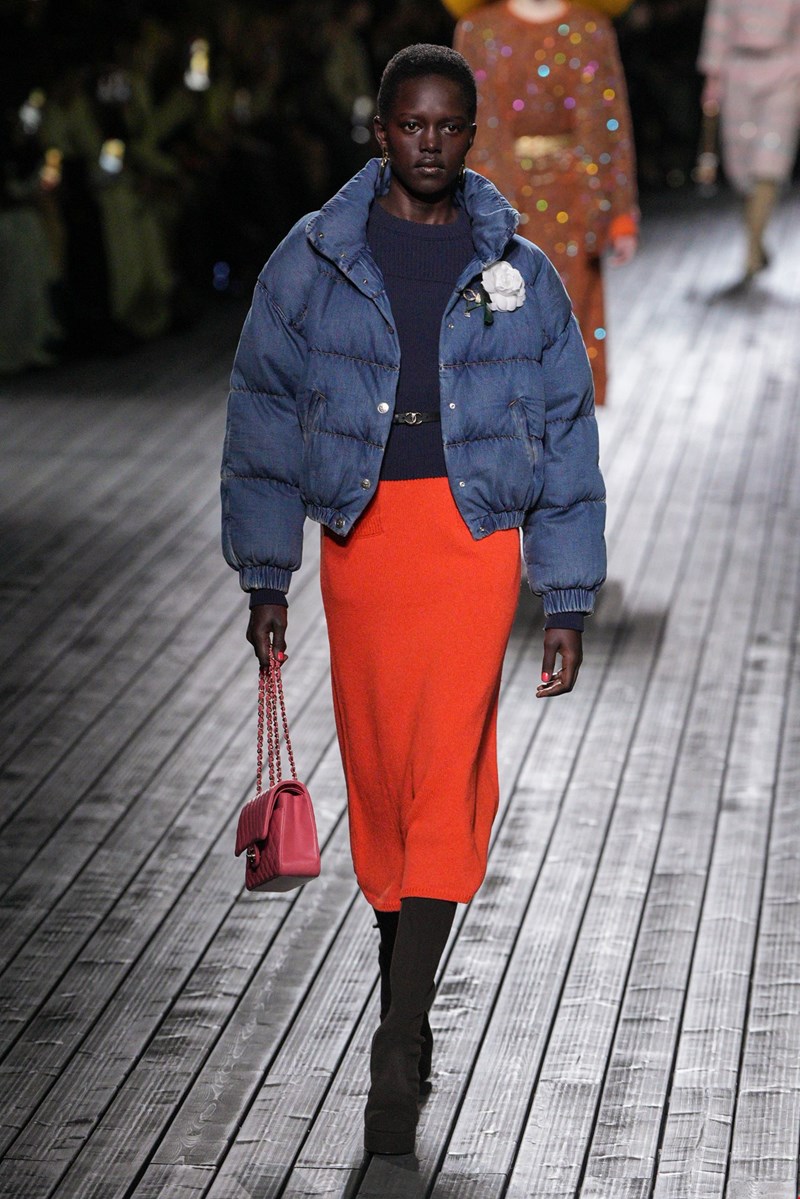 Chanel F24