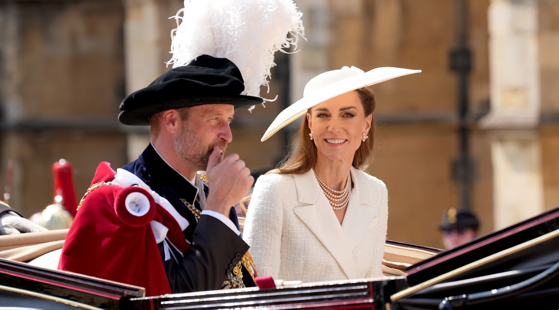 "Είναι σαν ένα τρενάκι του τρόμου" | Η Kate Middleton μιλά για τη μάχη της με τον καρκίνο και τη ζωή μετά τη θεραπεία - εικόνα 2