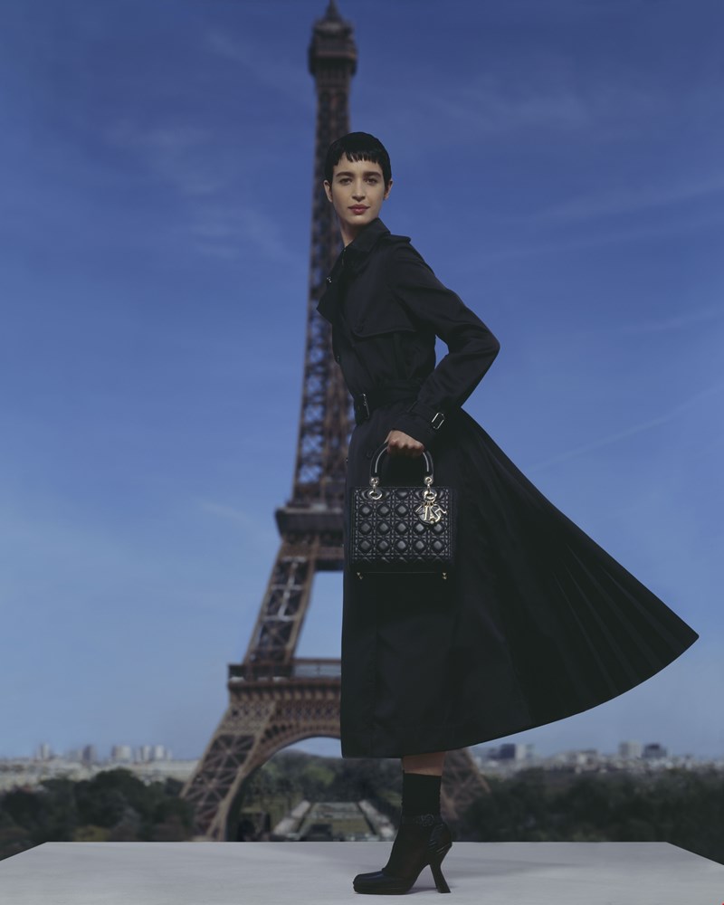 DIOR AW23 LADY DIOR TOUR EIFFEL