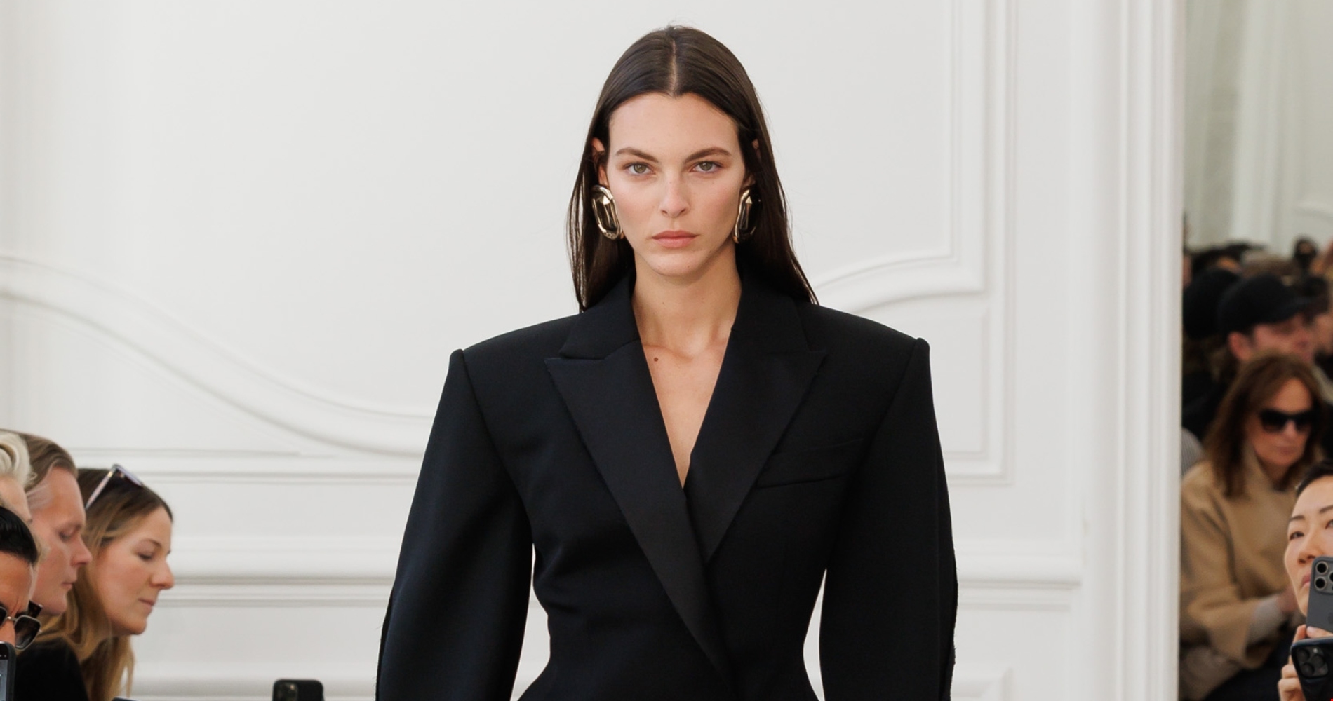 Τα πιο κομψά φθινοπωρινά looks που μπορείς να δημιουργήσεις με γήινες αποχρώσεις - εικόνα 1