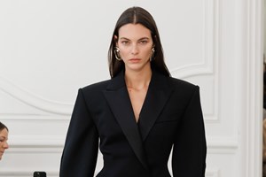 Τα πιο κομψά φθινοπωρινά looks που μπορείς να δημιουργήσεις με γήινες αποχρώσεις - εικόνα 1