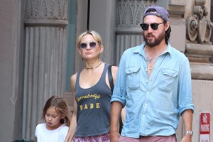 Kate Hudson | Γιατί αρνήθηκε να την υιοθετήσει ο Kurt Russell - εικόνα 2