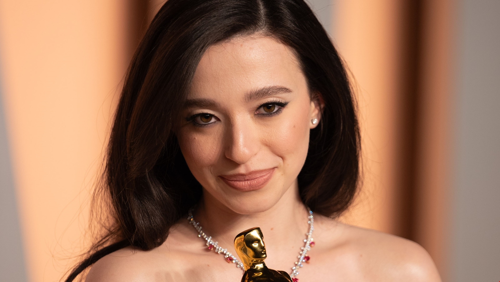 Όσκαρ 2025 | Η σπόντα της Demi Moore στη νικήτρια, Mikey Madison - εικόνα 1