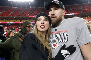 Πόσους νέους subscribers κέρδισε ο Travis Kelce μετά την εμφάνιση της Taylor Swift στο podcast του - εικόνα 1