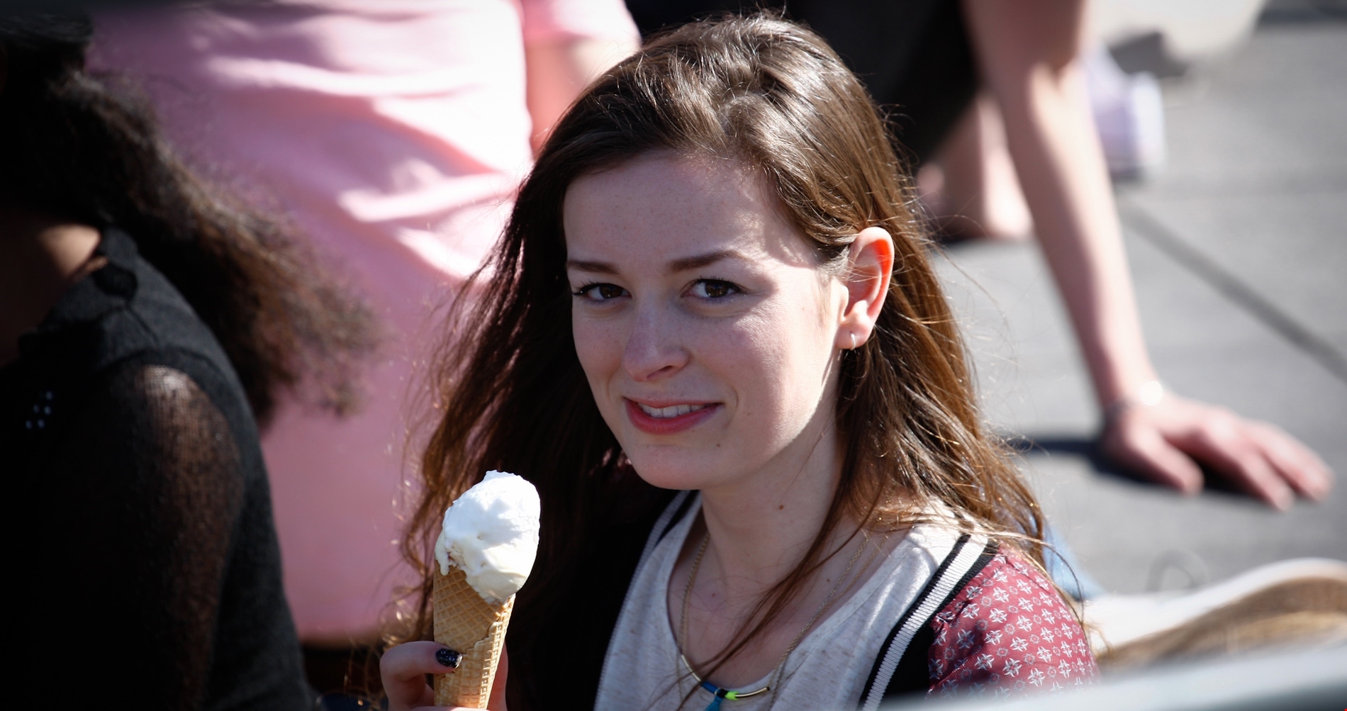 Καύσωνας | Το τρικ με το παγωμένο μπουκάλι νερού που μειώνει τη θερμοκρασία του δωματίου σε 5 λεπτά - εικόνα 1