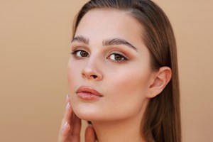 Emerald Lashes | Η mascara στην πιο εντυπωσιακή απόχρωση για το καλοκαίρι κοστίζει λιγότερο από 7 ευρώ - εικόνα 1