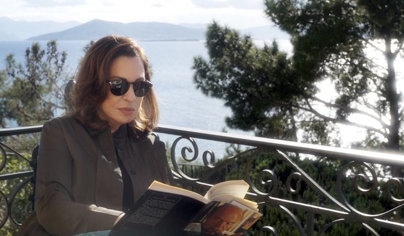 χαρις αλεξιου