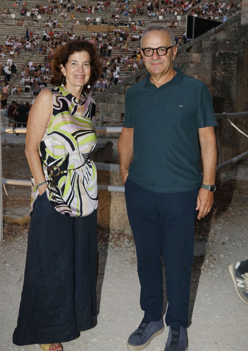 Laurence Auer (Πρέσβειρα της Γαλλίας στην Ελλάδα), Δημήτρης Πασσάς