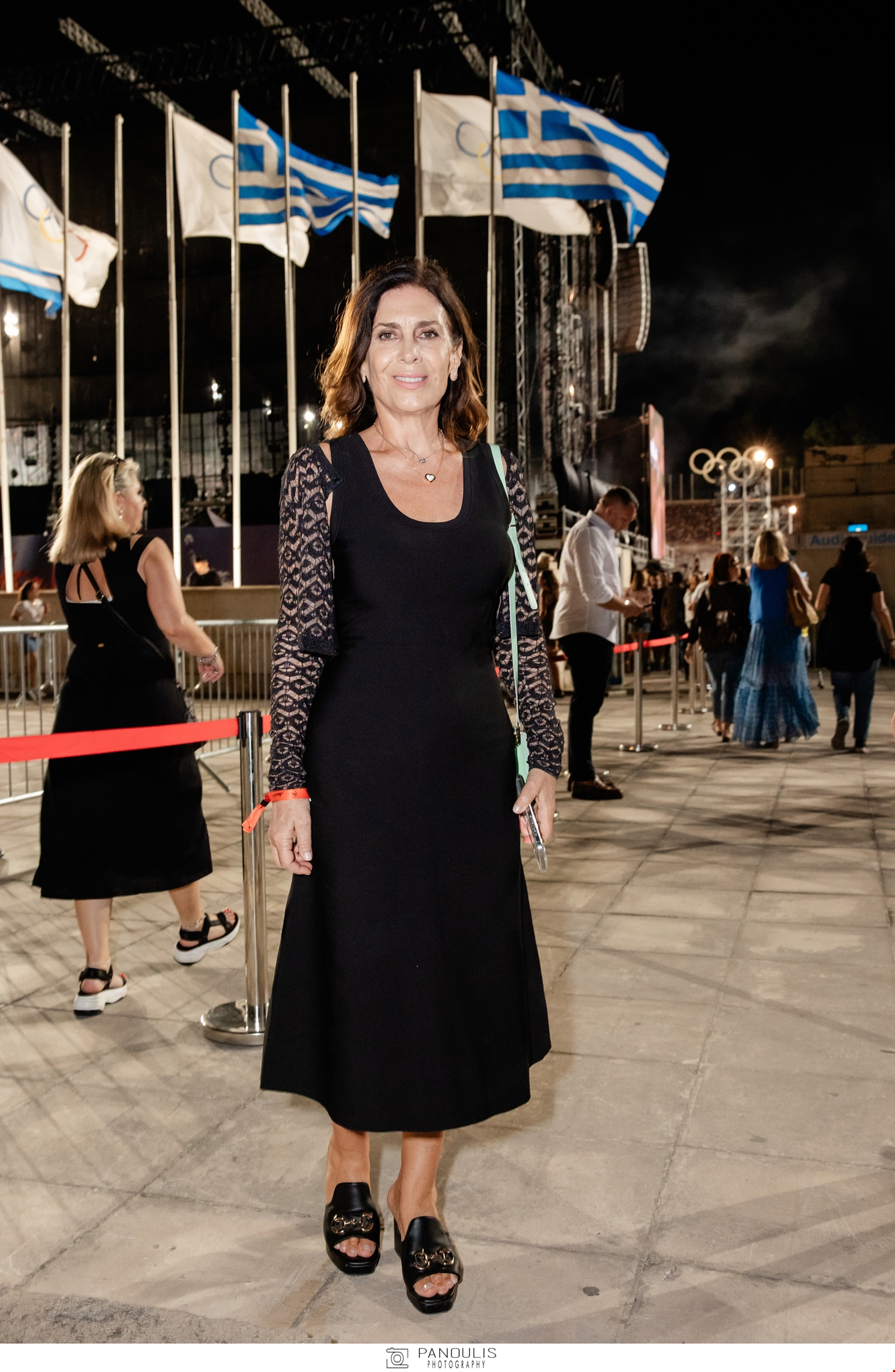 Χριστιάννα Βαρδινογιάννη | Η pastel floral εμφάνιση με Saint Laurent φάκελο σε βραδινή έξοδο - εικόνα 6