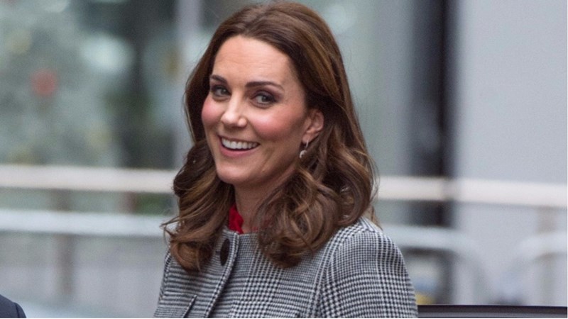 (Και) η Kate Middleton υιοθετεί την τάση του καρό με τον πιο classy τρόπο