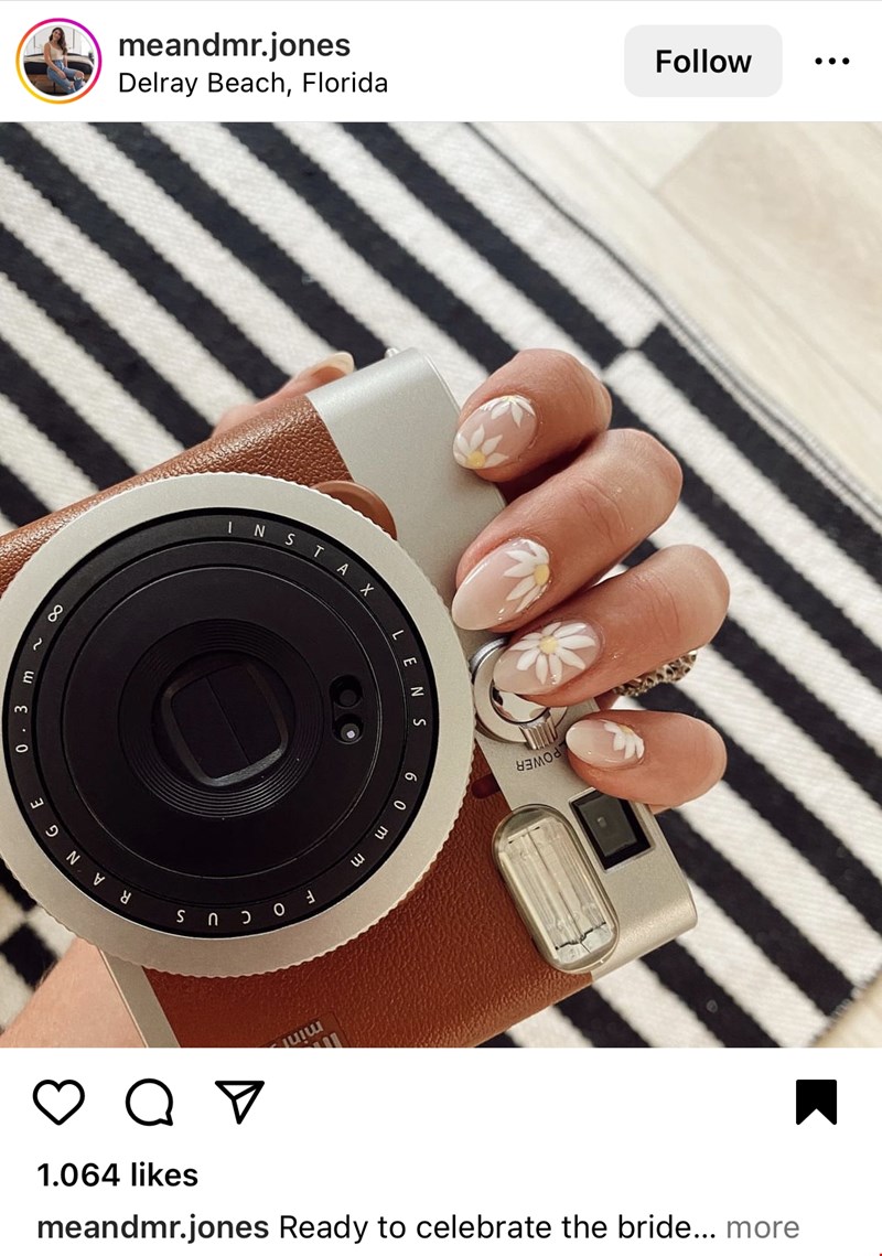 nails