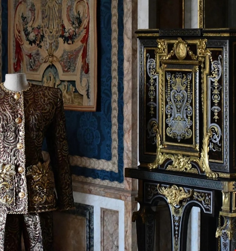 Louvre Couture