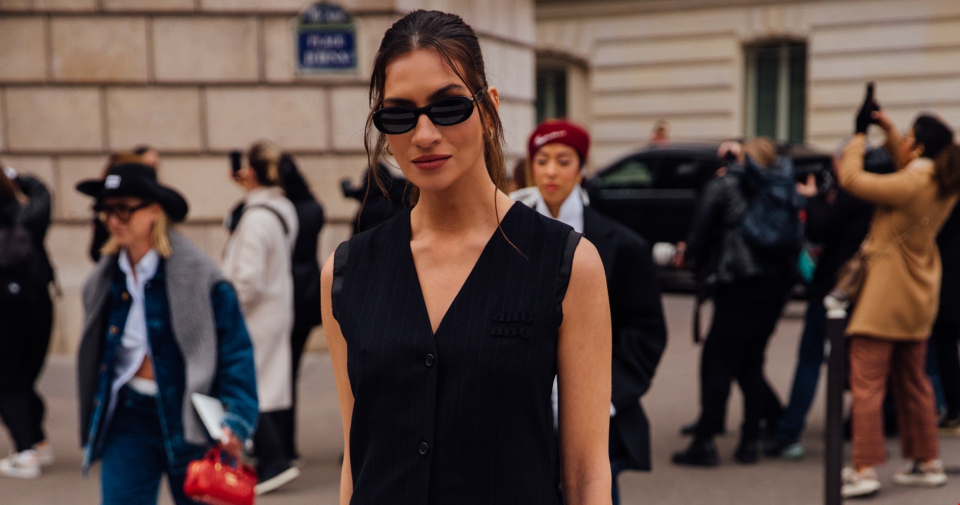 Η Όλγα Κεφαλογιάννη με τα παπούτσια που ταιριάζουν τέλεια με τα καλοκαιρινά φορέματα - εικόνα 2