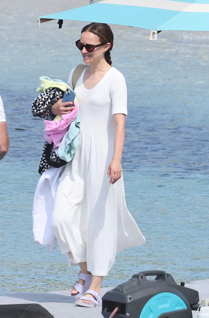 Natalie Portman Mykonos