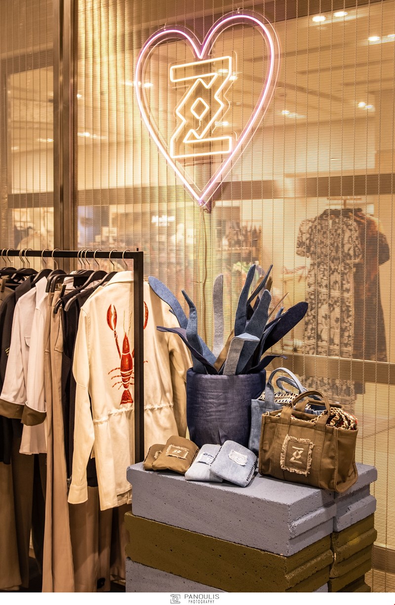 ΖΟΕΚ POP UP STORE @ ATTICA GOLDEN HALL
