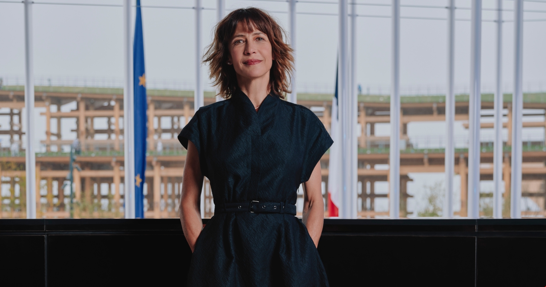 Dior Fall 2025 | Τα celebrity looks που έκλεψαν την παράσταση στο front row του show - εικόνα 1