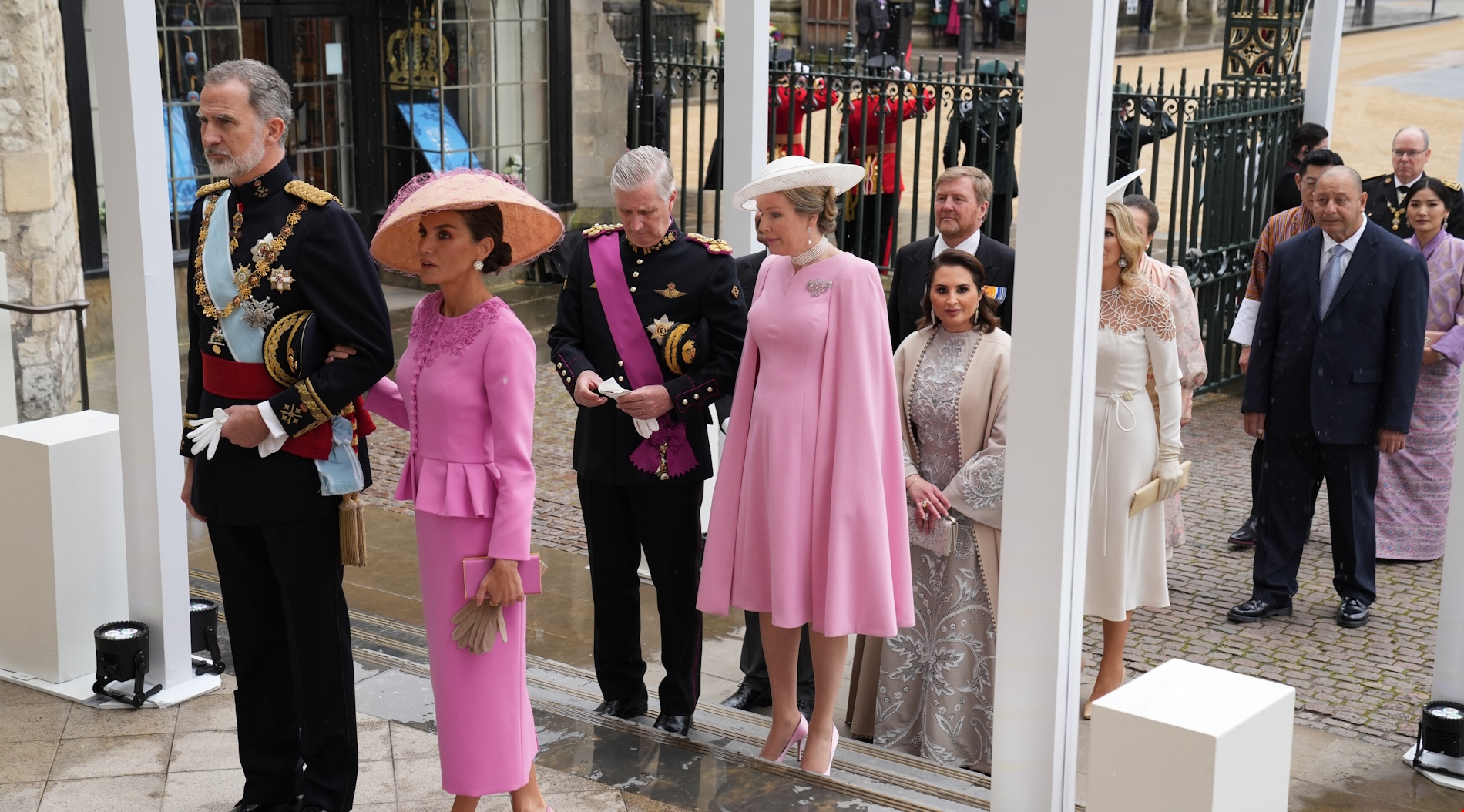 Ποιο μέλος βασιλικής οικογένειας είναι o μυστηριώδης DJ, Vyntrix;