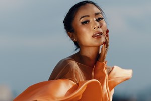 5 concealer που δεν τονίζουν τις λεπτές γραμμές κάτω από τα μάτια - εικόνα 2
