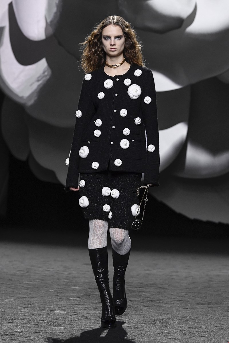 chanel 3d florals