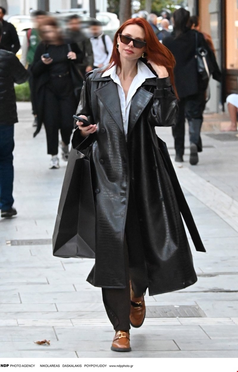 Το stylish citty look της Έβελυν Καζαντζόγλου