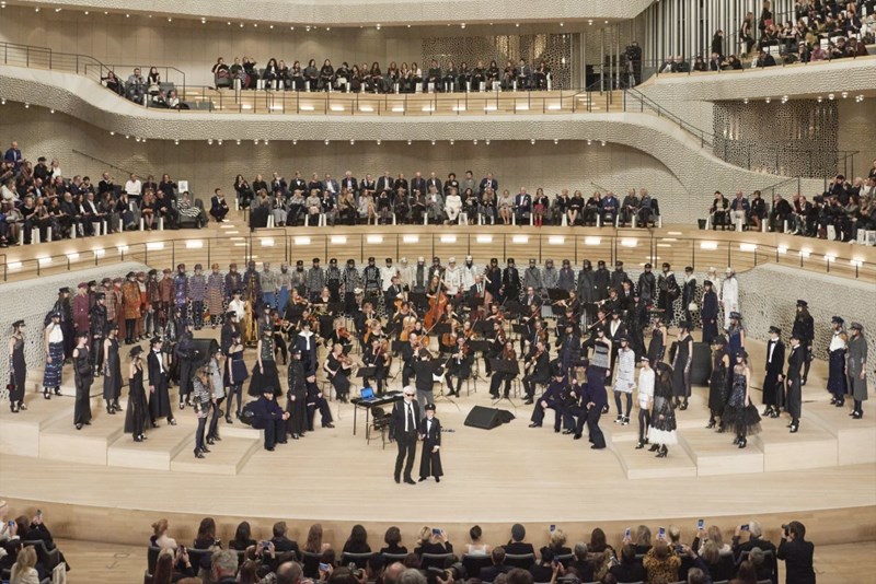 Chanel Métiers d’Art 2018