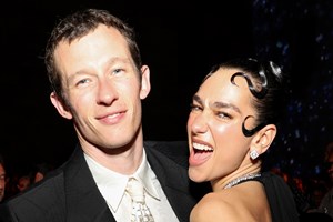 Dua Lipa: "Το να επιλέγεις να μην κάνεις παιδιά δεν σημαίνει ότι είσαι άκαρδος" - εικόνα 1